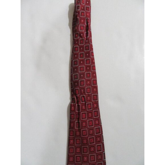 Donald J. Trump Signature Collection Necktie Tie Red Geometric Pattern - Picture 4 of 4